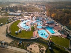 Relaks w termach? Niedaleko Warszawy czeka mnóstwo atrakcji