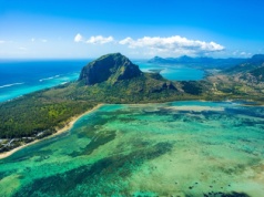 Kiedyś mało kto chciał tam spędzać wakacje. Teraz seniorzy i turyści uwielbiają tę wyspę