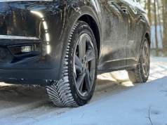 Nam nie trzeba 4×4, tylko naucz się jeździć! Krótki przewodnik po zimowej ewolucji kierowców