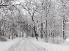 To górskie uzdrowisko utonęło w śniegu. Możesz mieć problem z dojazdem