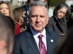 Bloomberg ujawnia kulisy poufnych rozmów z Rosjanami