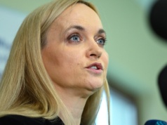 Ministra zdrowia szuka pieniędzy na domknięcie budżetu NFZ. Podpis prezydenta wart kilka miliardów