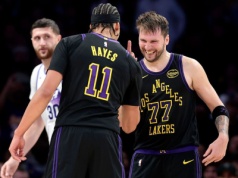 Genialny Luka Doncić. Derby Los Angeles dla Lakers