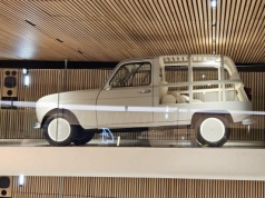 Renault 4 był produkowany 31 lat. I to się nazywa ekologia!