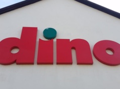 Pracownicy Dino bez świadczeń socjalnych. Związkowcy biją na alarm