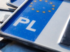 Indywidualne tablice rejestracyjne dostępne od ręki