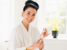 To niedrogie serum rozjeżdza zmarszczki jak walec! Daje efekt wypoczętej skóry, kosztuje grosze