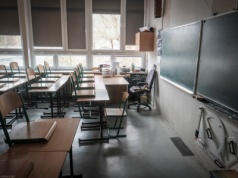 Jaka musi być minimalna temperatura, by lekcje się odbyły? Gdy termometr wskazuje tę wartość, można iść do domu