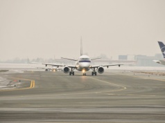 Samolot LOT wypadł z pasa. Pasażer opowiedział, co działo się w środku