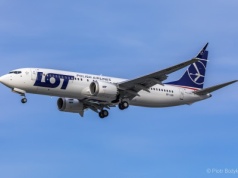LOT ze slotami w Londynie-Gatwick