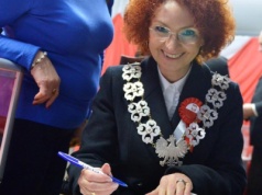 Prezydent miasta publikuje paski z zarobkami. Zapadnie decyzja czy dostanie podwyżkę