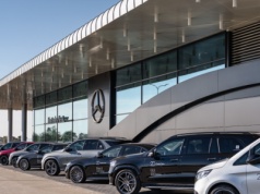 Najnowocześniejszy salon Mercedesa w Polsce już gotowy