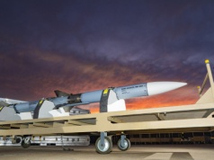 Umowa na pociski rakietowe AIM-120D-3 AMRAAM do F-35A Husarz