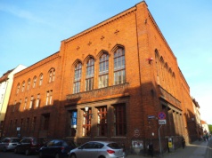 Profesor toruńskiej Akademii Jagiellońskiej oskarżony o korupcję. Kolejny watek sprawy Collegium Humanum