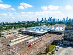 Koniec z kładką nad torami. Nowe przejście pod Dworcem Zachodnim rusza 28 listopada