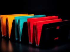 Kiedy warto mieć teczki firmowe?