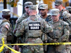 Atak na Gwardię Narodową: koszmarny prezent dla Ameryki. Trump już to wykorzystuje