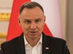 Andrzej Duda pokazał przelew z pierwszą emeryturą. Nieźle jak na 53-latka