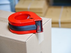 Ciemna strona Black Friday. Środowiskowy koszt zwrotów rośnie