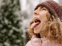 Zdrowy uśmiech na co dzień: jaki irygator do zębów wybrać?