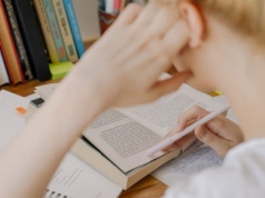 Kurs MED.14 dla opiekunów medycznych. CMKP otwiera rekrutację w ramach FERS