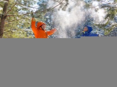 Oddychająca odzież wierzchnia. Dlaczego musisz unikać przegrzania zimą?