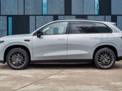 Po obniżce o 30 tys. zł ląduje na poziomie Skody Karoq z automatem. „Chińskie Porsche” ma 128 pozycji wyposażenia z dopiskiem „S”