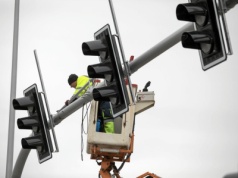 Białe światło zobaczysz w obecności autonomicznych aut. Tak może wyglądać przyszłość sygnalizacji