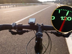 16-latek pędził rowerem 120 km/h po autostradzie: Wyprzedził policję na całkowicie przerobionym jednośladzie