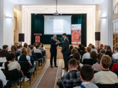 Ortografia łączy pokolenia. W I LO im. Słowackiego odbył się finał miejskiego konkursu