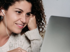 Te dziewięć rzeczy zrozumie tylko prawdziwy introwertyk. Wbrew stereotypom