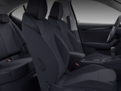 Ulubiona Skoda Polaków potaniała. Za 101 800 zł ma silnik 1.5 TSI i bagażnik 600 l