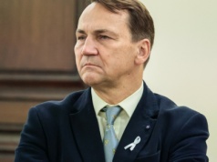 Radosław Sikorski stanowczo o "kupczeniu ukraińskimi ziemiami"