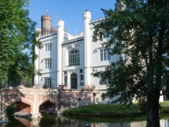 Polski zamek przypomina jedną z najważniejszych atrakcji świata. Jest niczym Tadż Mahal