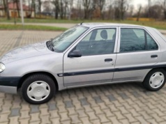 Używany Citroën Saxo z symbolicznym przebiegiem do kupienia. „Po dziadku”