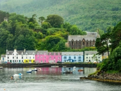 Na tej wyspie spędzisz Boże Narodzenie za 100 zł. Piękny dom, pieczone kasztany i przyroda