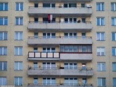 Zabronione na balkonie. Kary za szkody sięgają tysięcy złotych