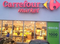 Przejęcie Carrefoura to mrzonki? „Kupowanie sobie czasu u zdenerwowanych rolników”