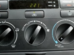 Jeden zły nawyk zimą może unieruchomić auto. Sprawdź, zanim będzie za późno