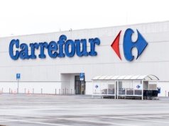 Kupno Carrefoura to mrzonki? MRiRW zwodzi zdenerwowanych rolników