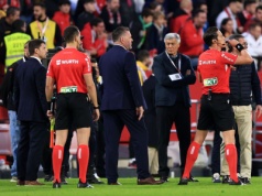 Skandal w derbowym starciu w Hiszpanii. Przerwali mecz