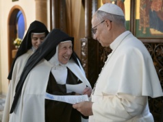 Papież odwiedził klasztor karmelitanek w Libanie