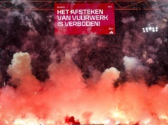 Skandaliczne obrazki w Amsterdamie. Mecz odwołany, piłkarze zeszli z boiska (WIDEO)