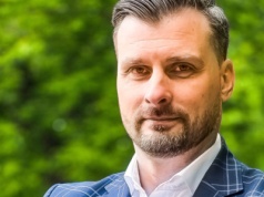 Nowa marka Hiltona debiutuje w Warszawie. Czym hotel zaskoczy gości?