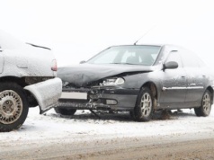 Ponad 400 wypadków po ataku zimy w Illinois