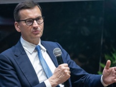 Atak na Morawieckiego w PiS