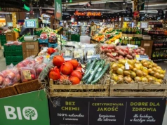 Zmiany w oznaczeniu żywności w sklepach. Czy to pomoże konsumentom wybierać żywność faktycznie z Polski?