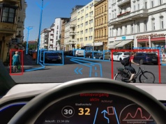 Kto ryzykuje, gdy samochód prowadzi się sam?