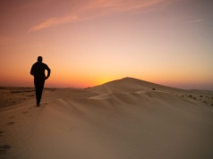 Karol de Foucauld przynosi Jezusa do tych, którzy Go nie szukają