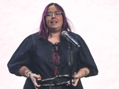 Dziennikarka dostała nagrodę na SerialConie. Uderzyła w sponsora ze sceny